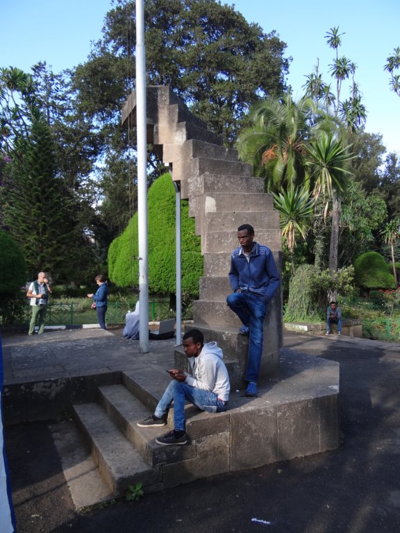 034 - Addis Abeba - Museo Etnografico - I giardini e la Scala del Fascismo