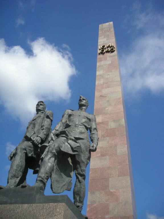 257 - San Pietroburgo - Monumento ai Difensori della città  di Leningrado