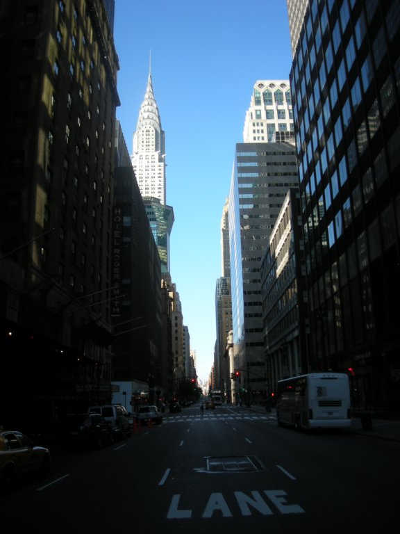 008 - Lexington Avenue con il Chrysler Building