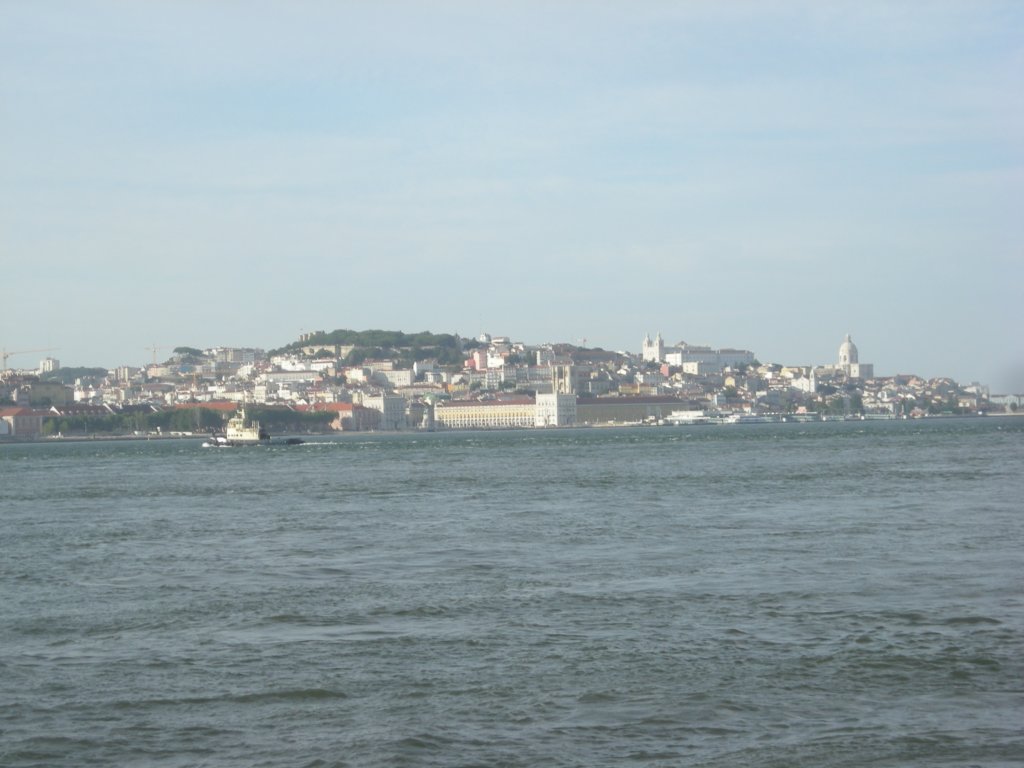 008 - Lisbona da Cacilhas