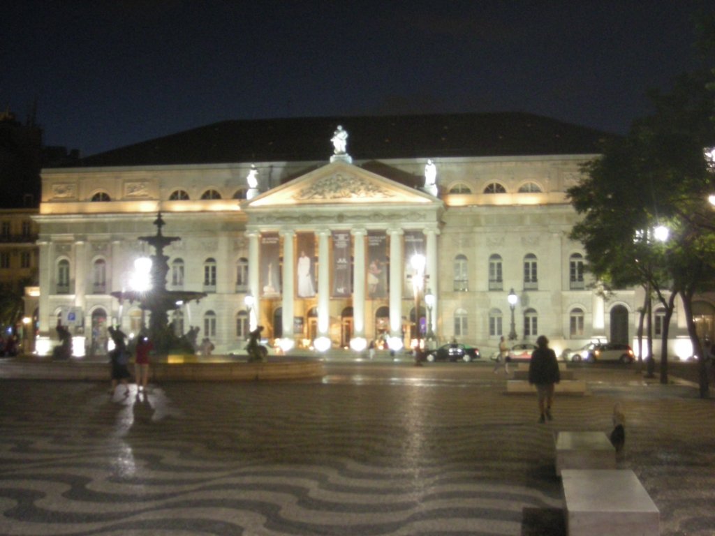 014 - Praça de Dom Pedro IV - Teatro Nazionale