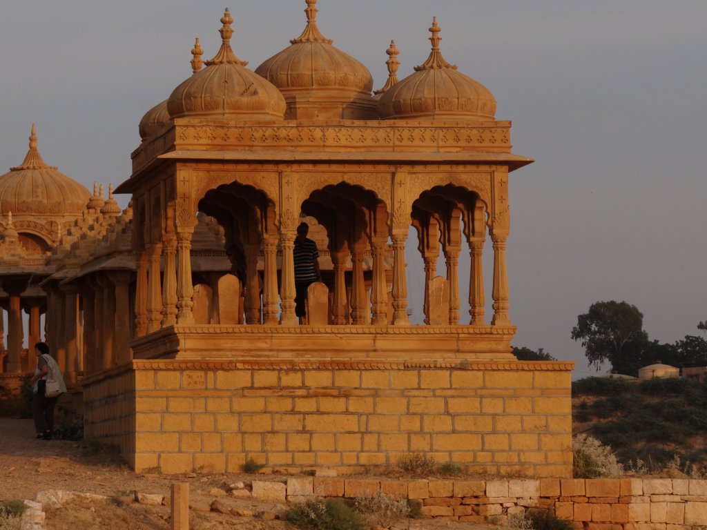 107 - Jaisalmer - Collina dei Cenotafi - Vyas Chhatri