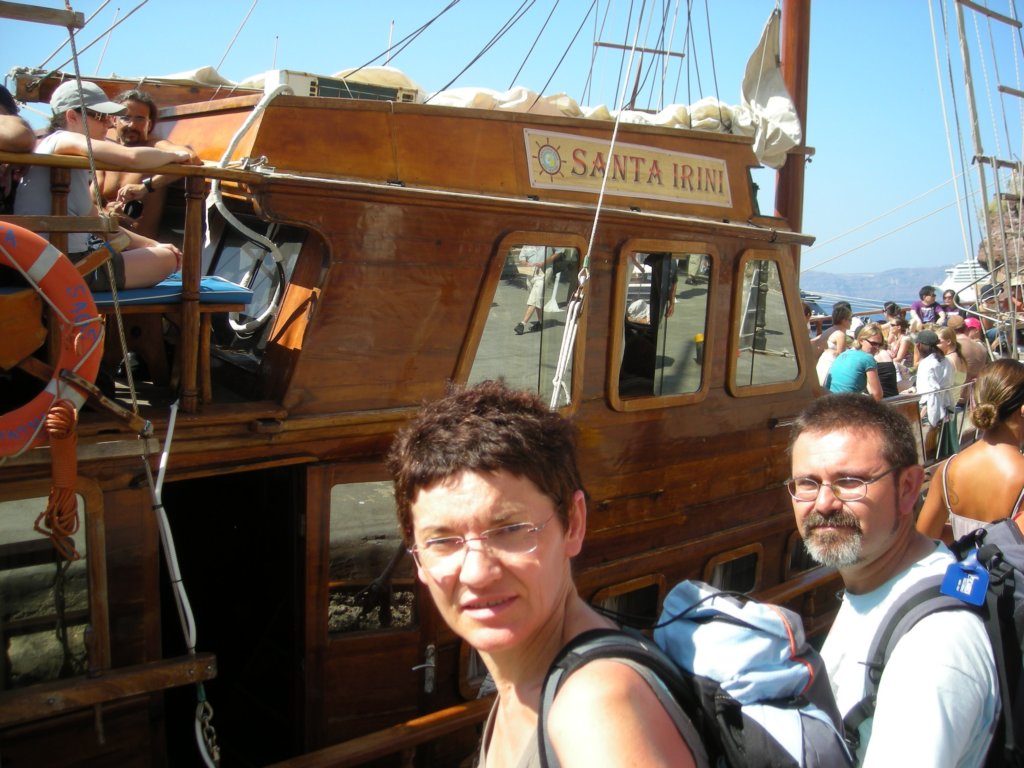 081 - Ecco la nostra barca - La Santa Irini